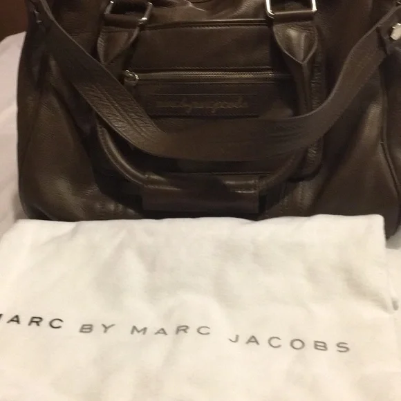 Marc Jacobs Brown Leather Purse NEW w/Tags & Duster Bag Gorgeous Marc Jacobs Bag - Picture 14 of 15